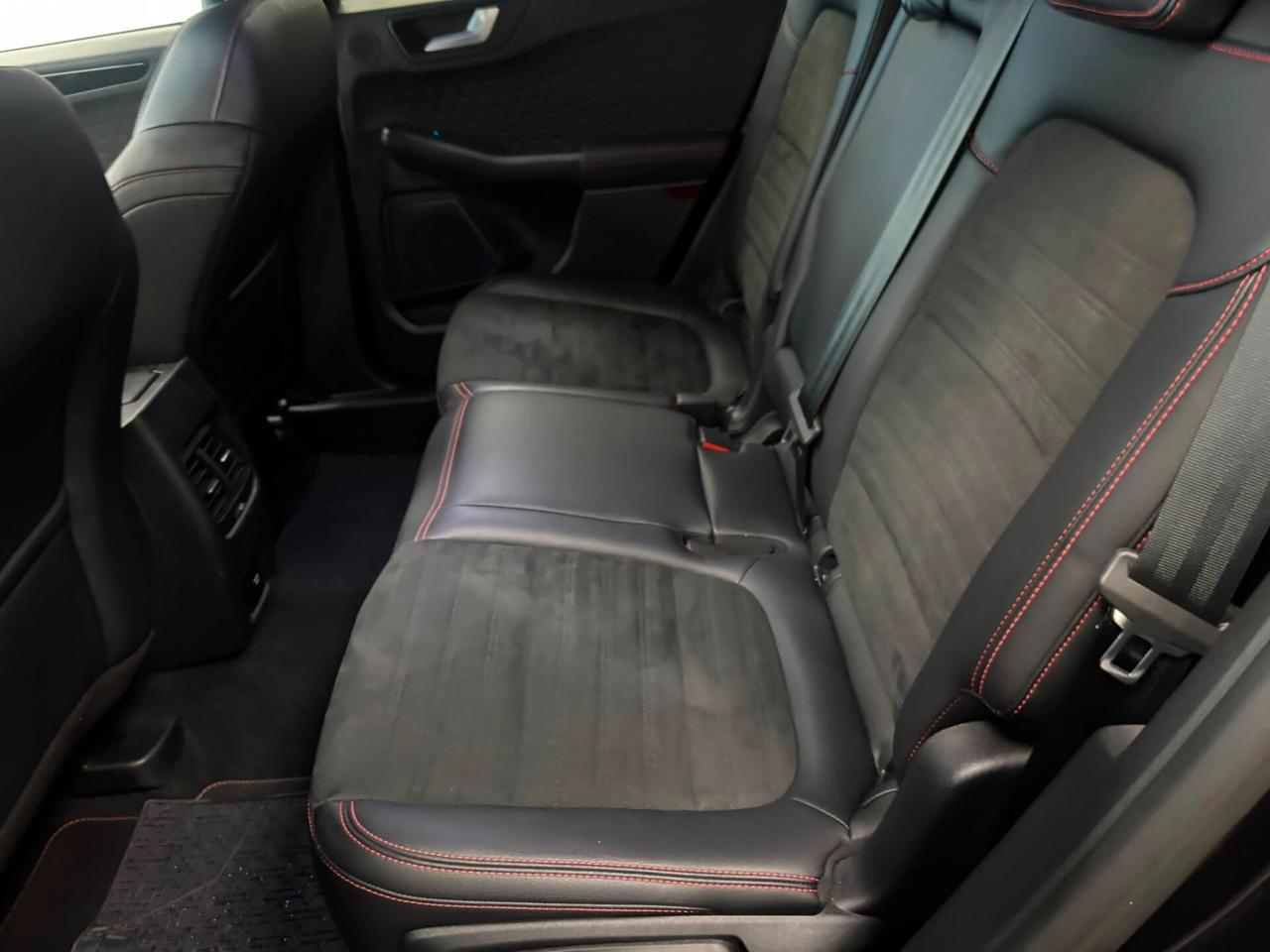 Ford Kuga ST LINE