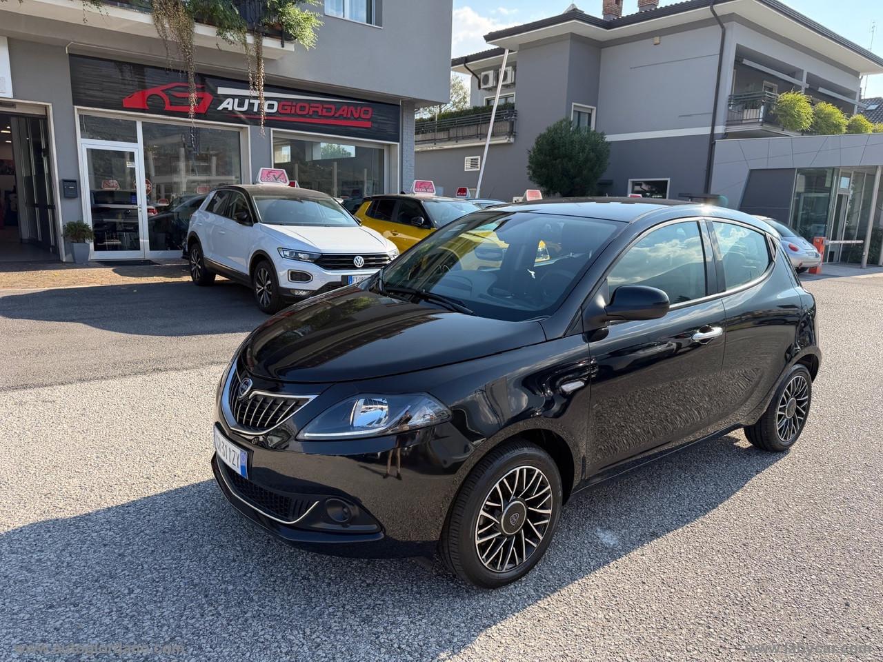 LANCIA Ypsilon 1.0 FireFly 5p.S&S Hyb. Platino