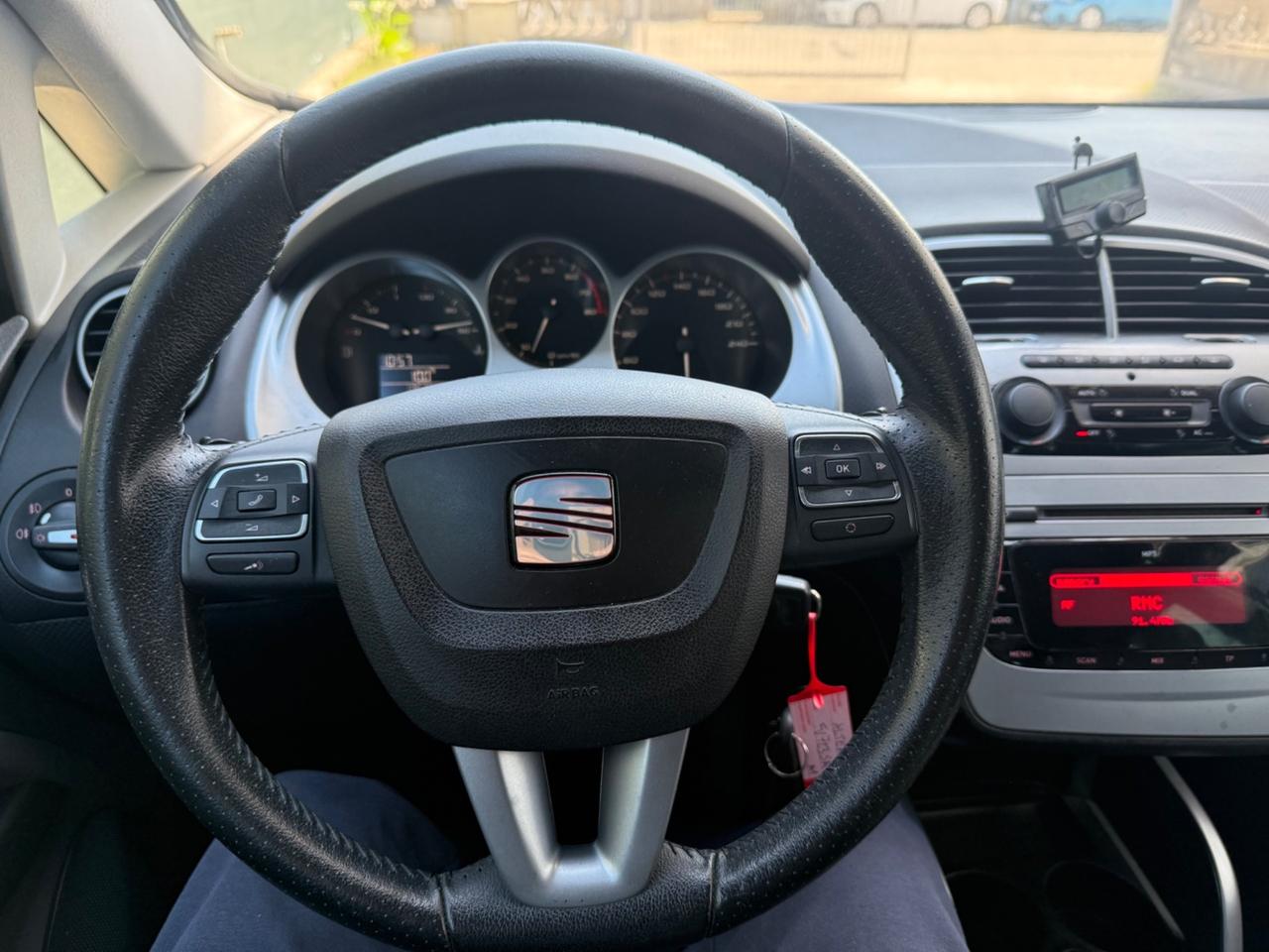 SEAT ALTEA XL 1.6 BENZ UNICO PROP. POCHI KM