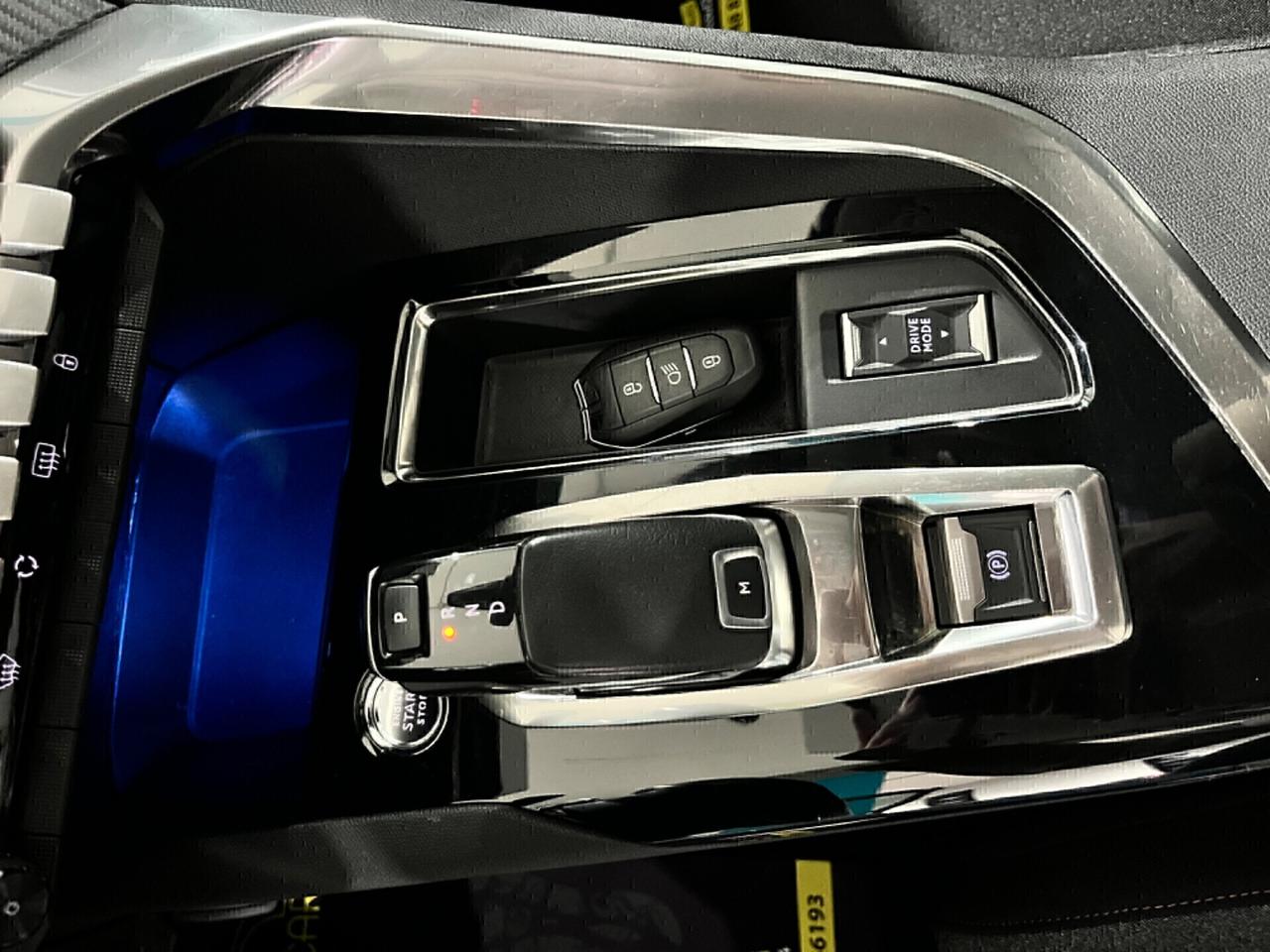 PEUGEOT 3008 FULL LED *KM CERTIFICATI *UNICOPROPRIETARIO