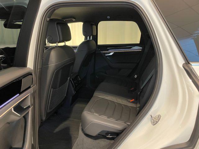 VOLKSWAGEN Touareg 3.0 V6 TDI R-Line GANCIO Park Assist Matrix Max