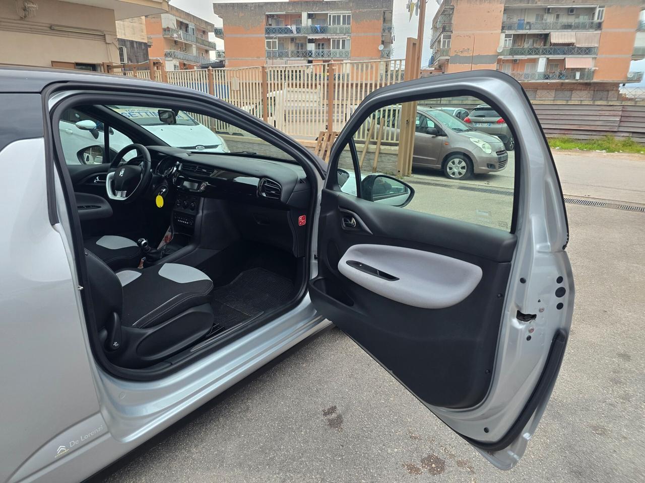 Ds DS3 3 1.4 HDi 70 Just Black