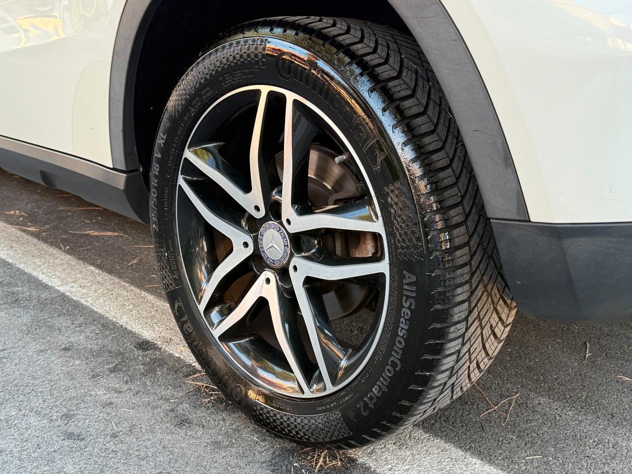 Mercedes GLA 200 d Autom Enduro *TETTO PELLE 2016