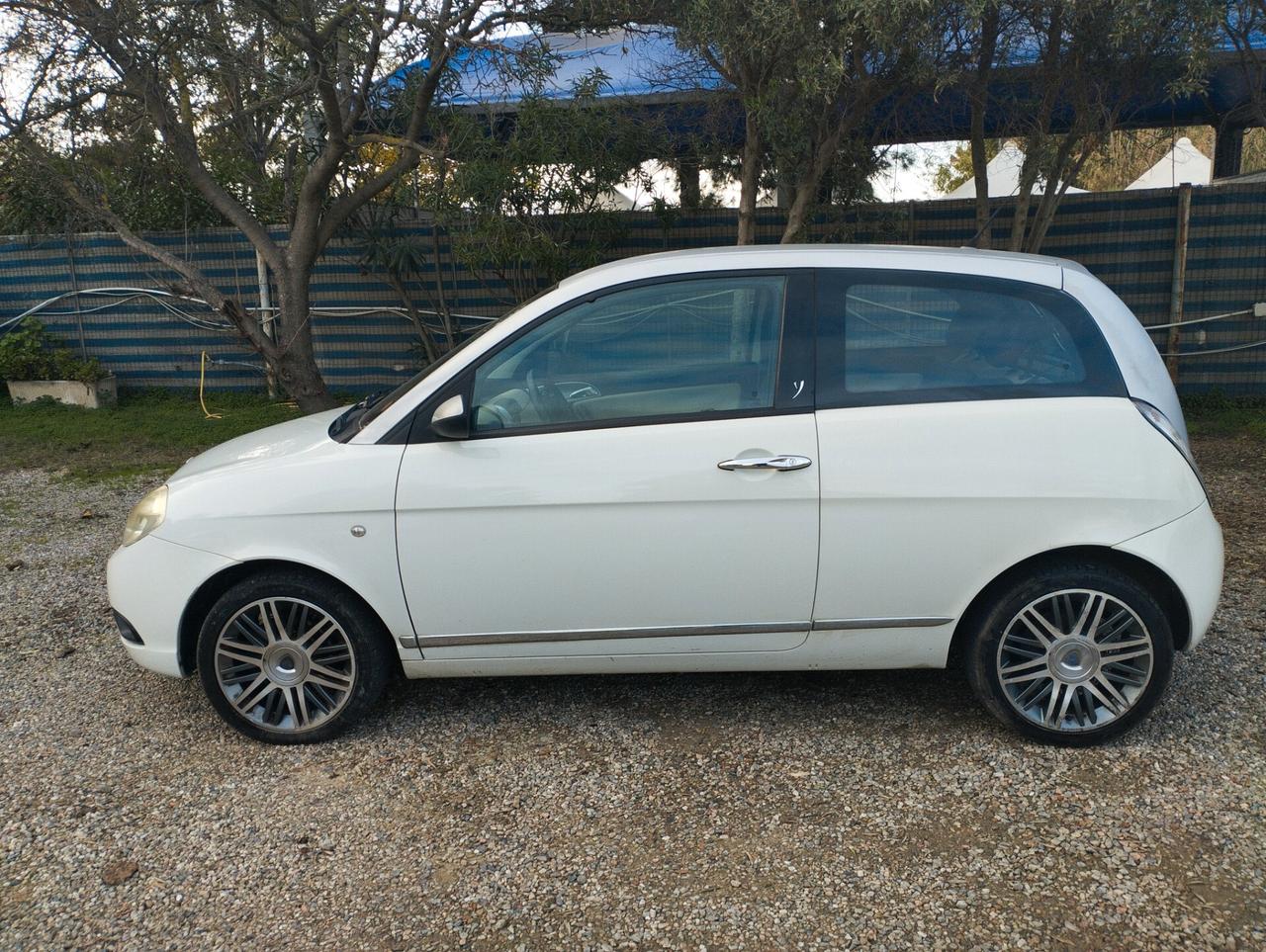 Lancia Ypsilon 1.2 Ego