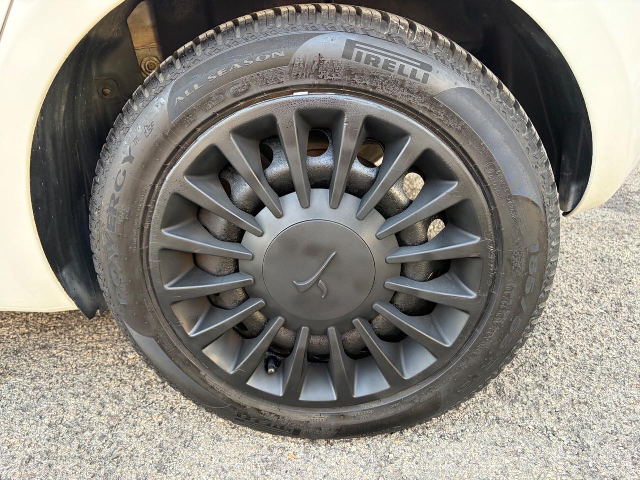 Lancia Ypsilon 1.0 FireFly benz ideale per neopate