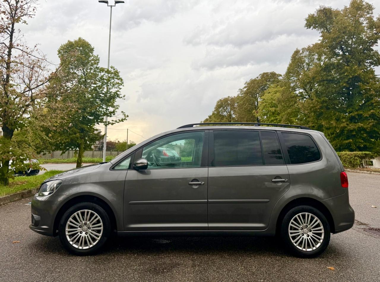 Volkswagen Touran 1.6 TDI DSG Comfortline