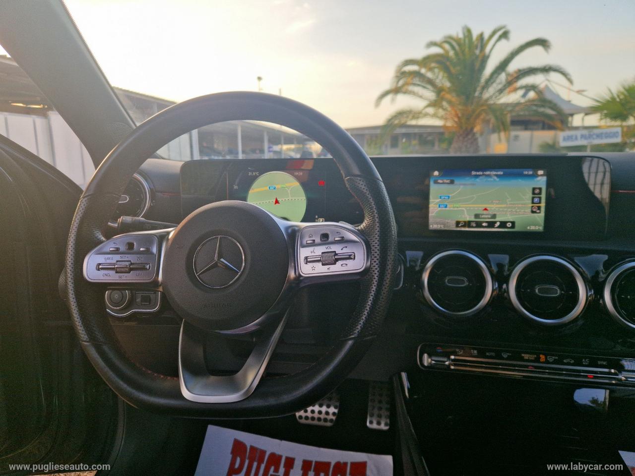 MERCEDES-BENZ A 180 d Automatic Premium