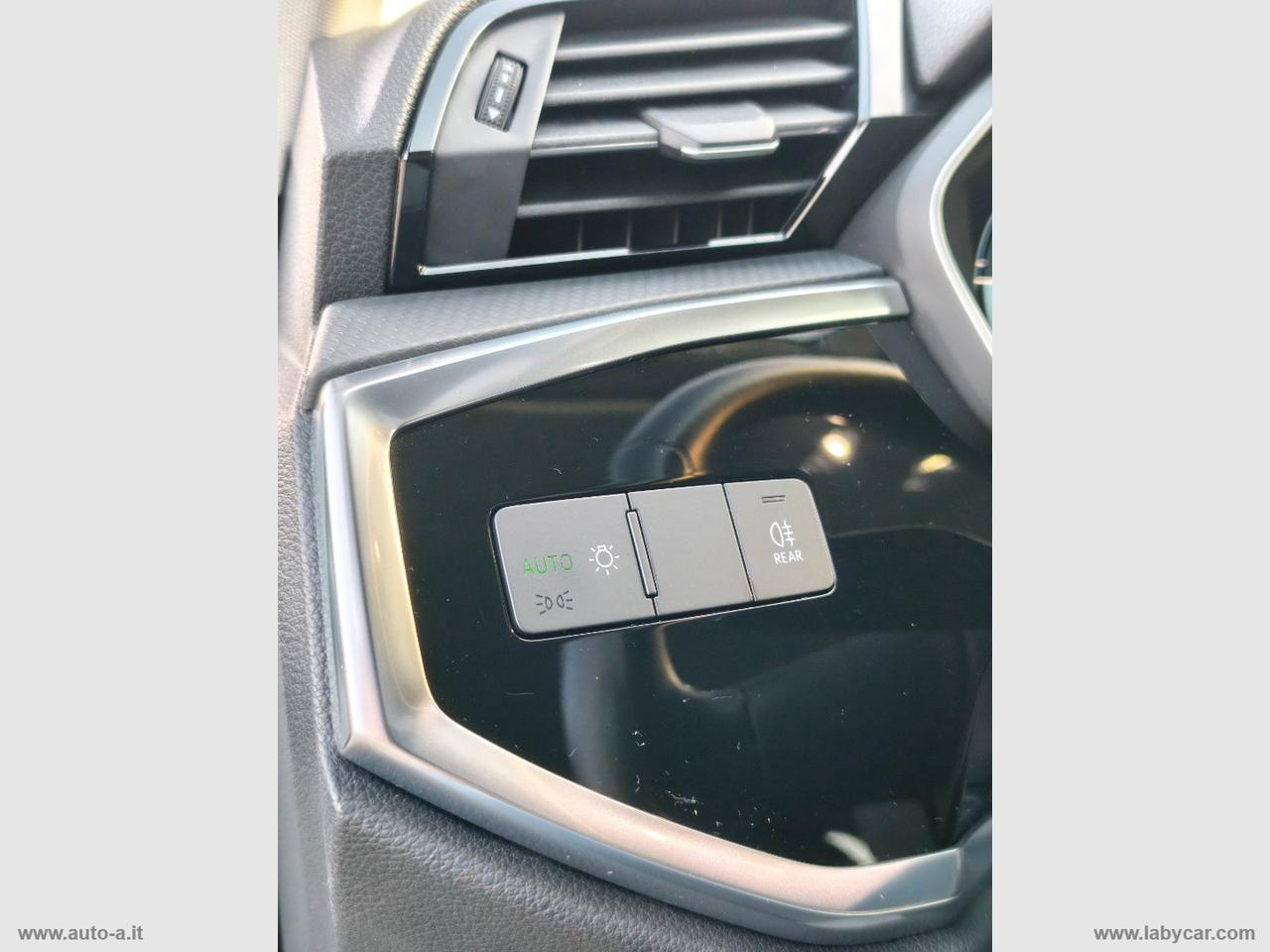 AUDI Q3 35 TDI S-TRONIC BUSINESS ADVANCED