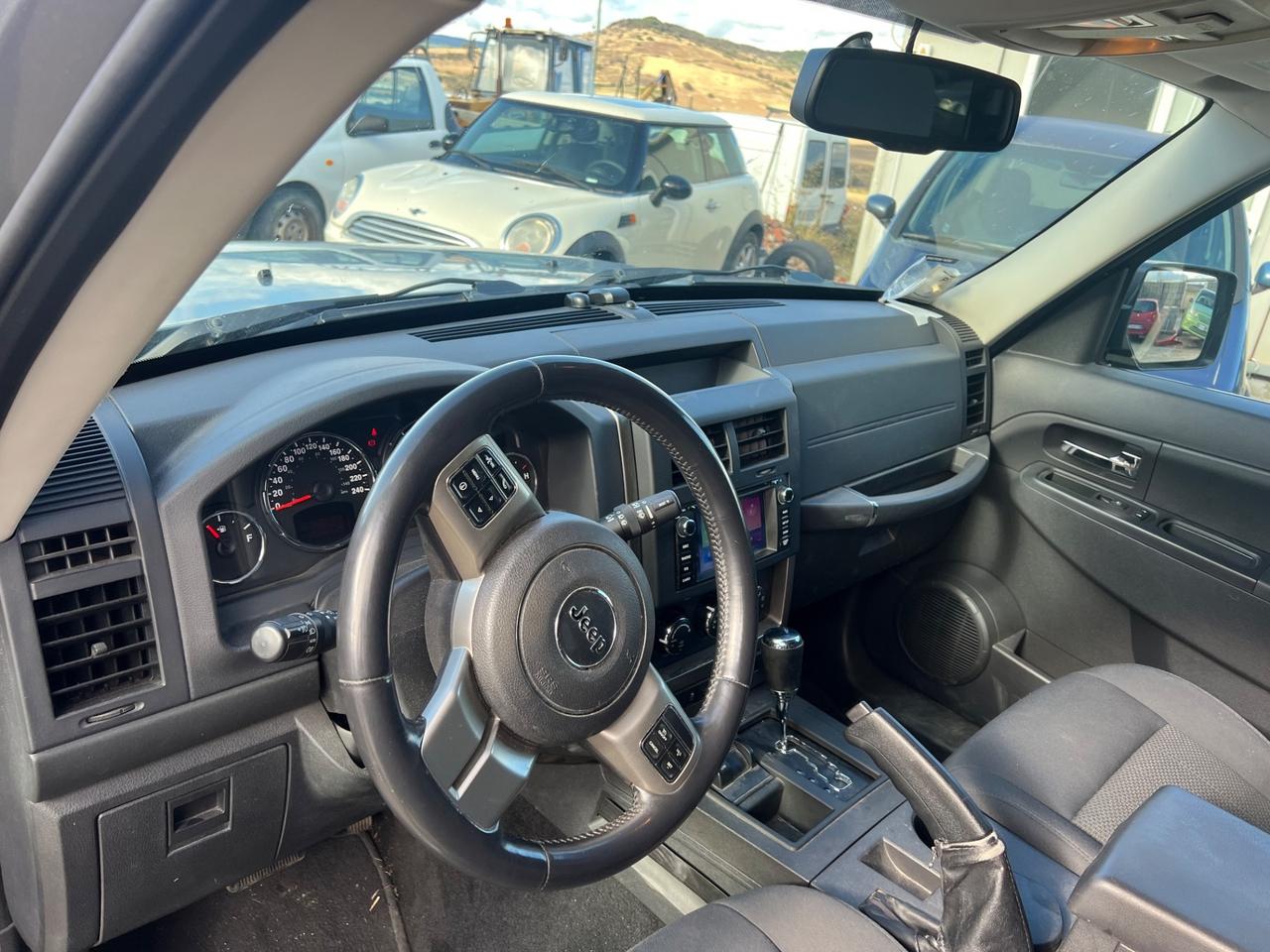 Jeep Cherokee 2.8 CRD DPF Sport Auto