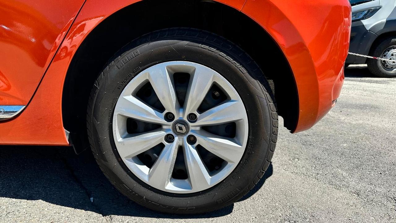 Renault Clio Blue dCi 85 CV 5 porte Business KM CERTIFICATI-UNICO PROPRIETARIO