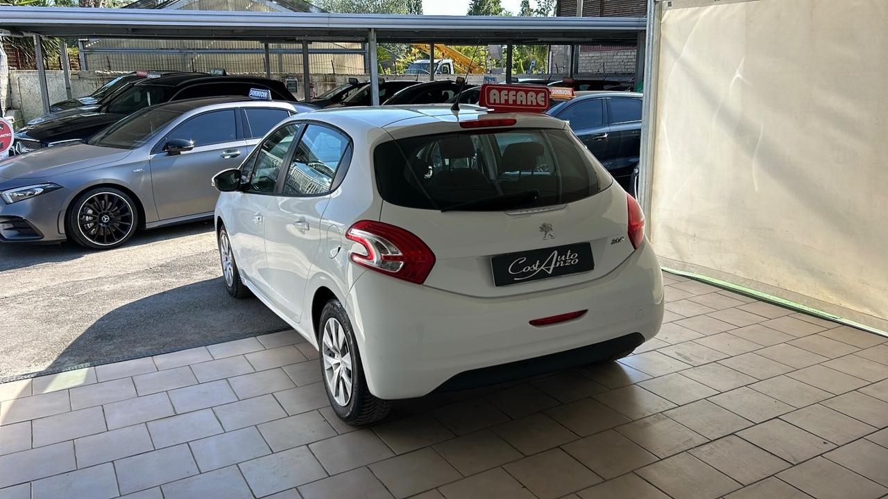 Peugeot 208 1.4 HDi AUTOCARRO 5 POSTI 2013