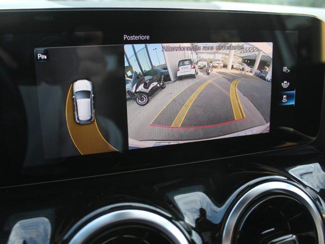 MERCEDES-BENZ GLA 200 d Automatic Premium