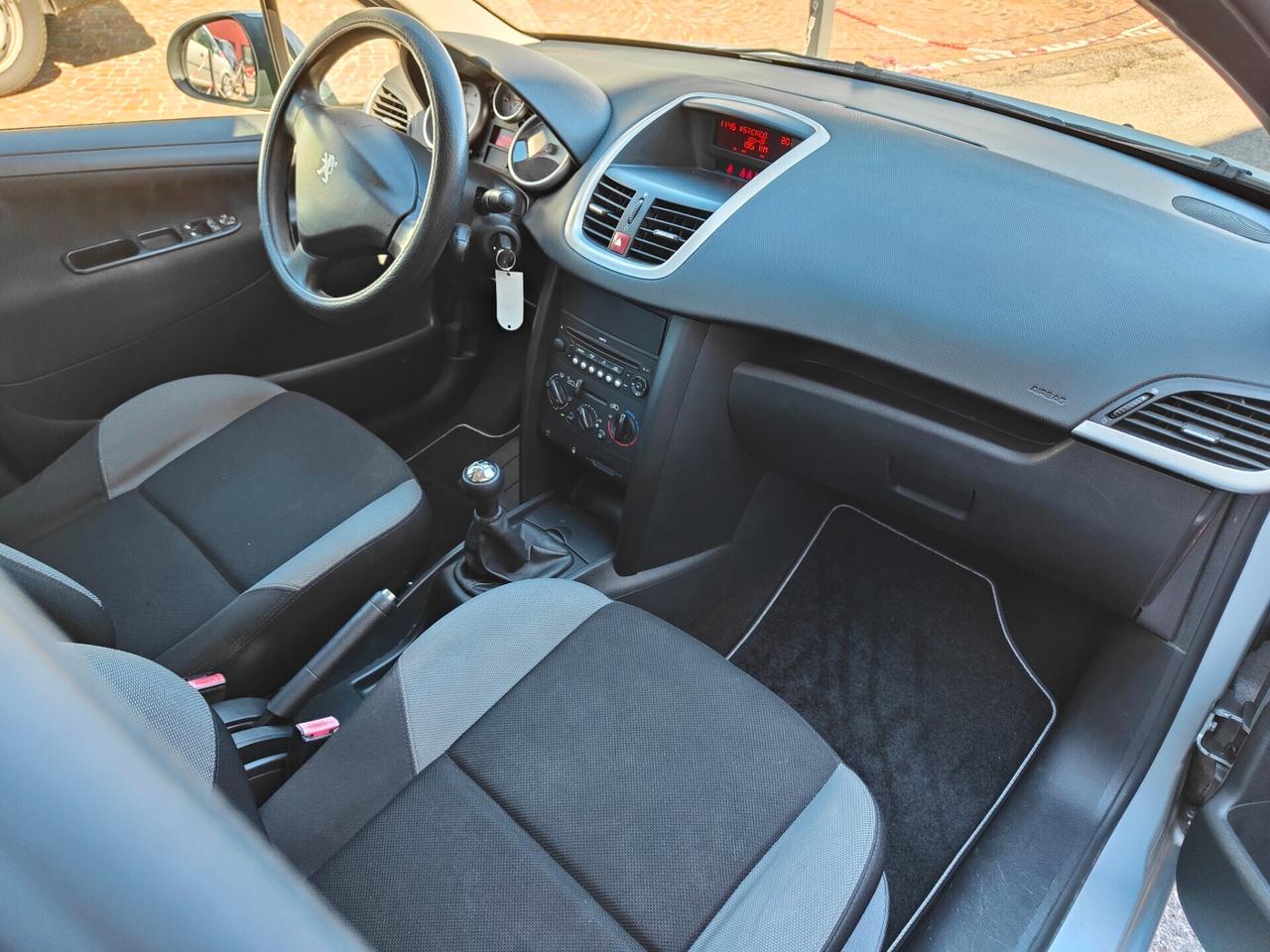 Peugeot 207 1.4 VTi 95CV 5p. X Line