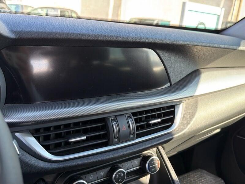 Alfa Romeo Stelvio 2.2 t Lusso Q4 210cv auto