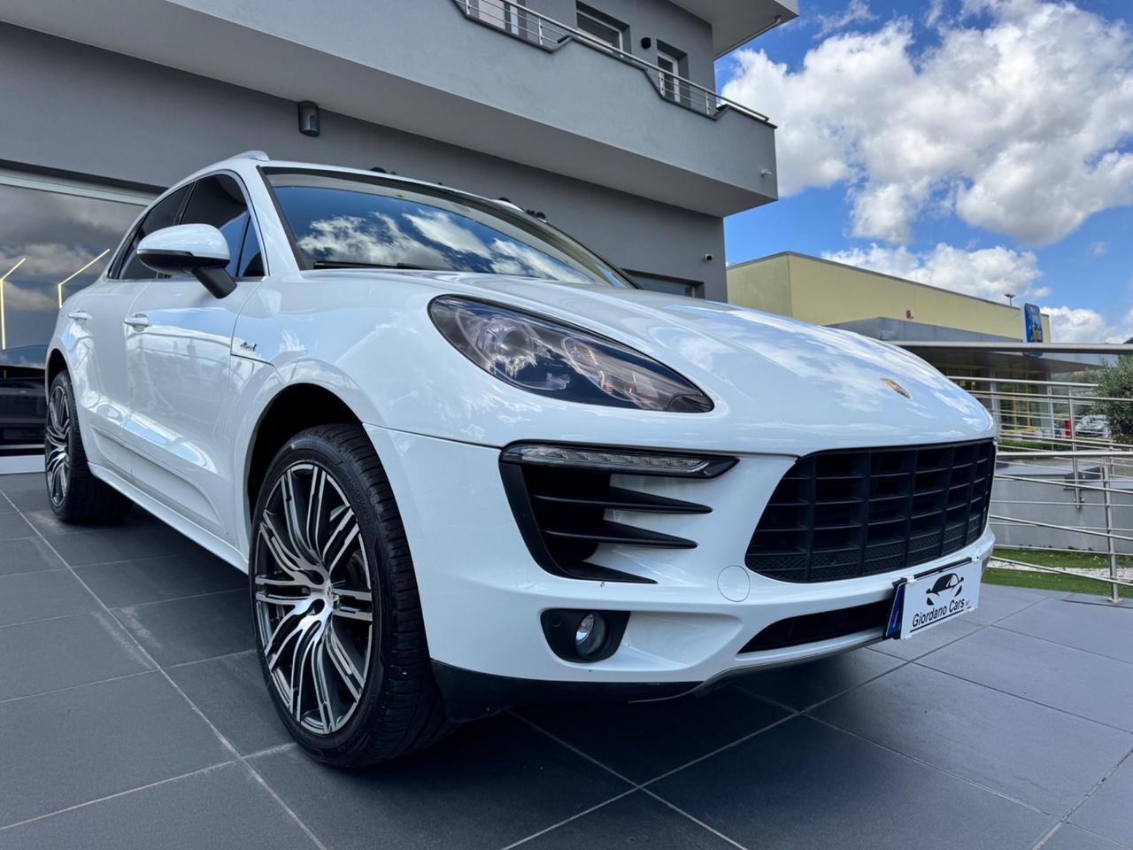 Porsche Macan 3.0 S Diesel 250cv da vetrina in garanzia