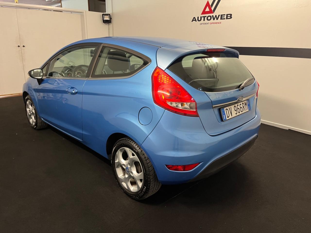 Ford Fiesta 1.2 82CV 3 porte Titanium*NEOPATENTATI*