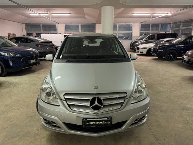 MERCEDES-BENZ B 180 CDI Premium