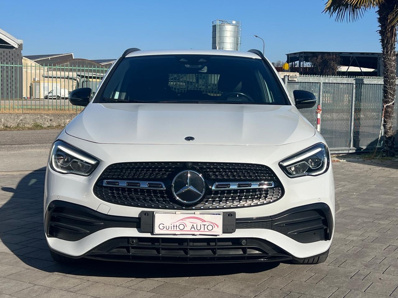 Mercedes-benz GLA 180 d Premium FINANZIABILE