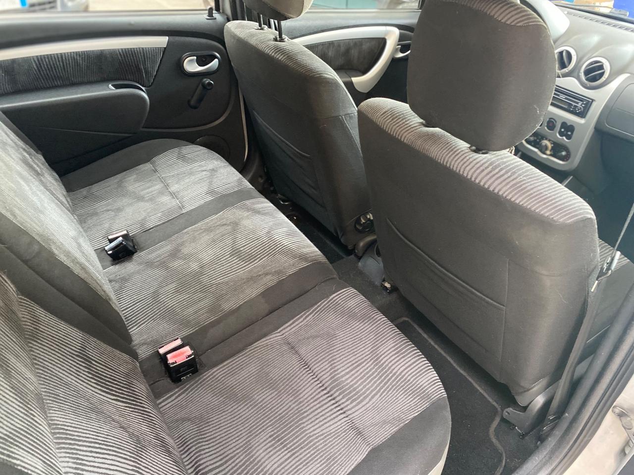 Dacia Logan MCV 1.6 GPL 5 posti Lauréate