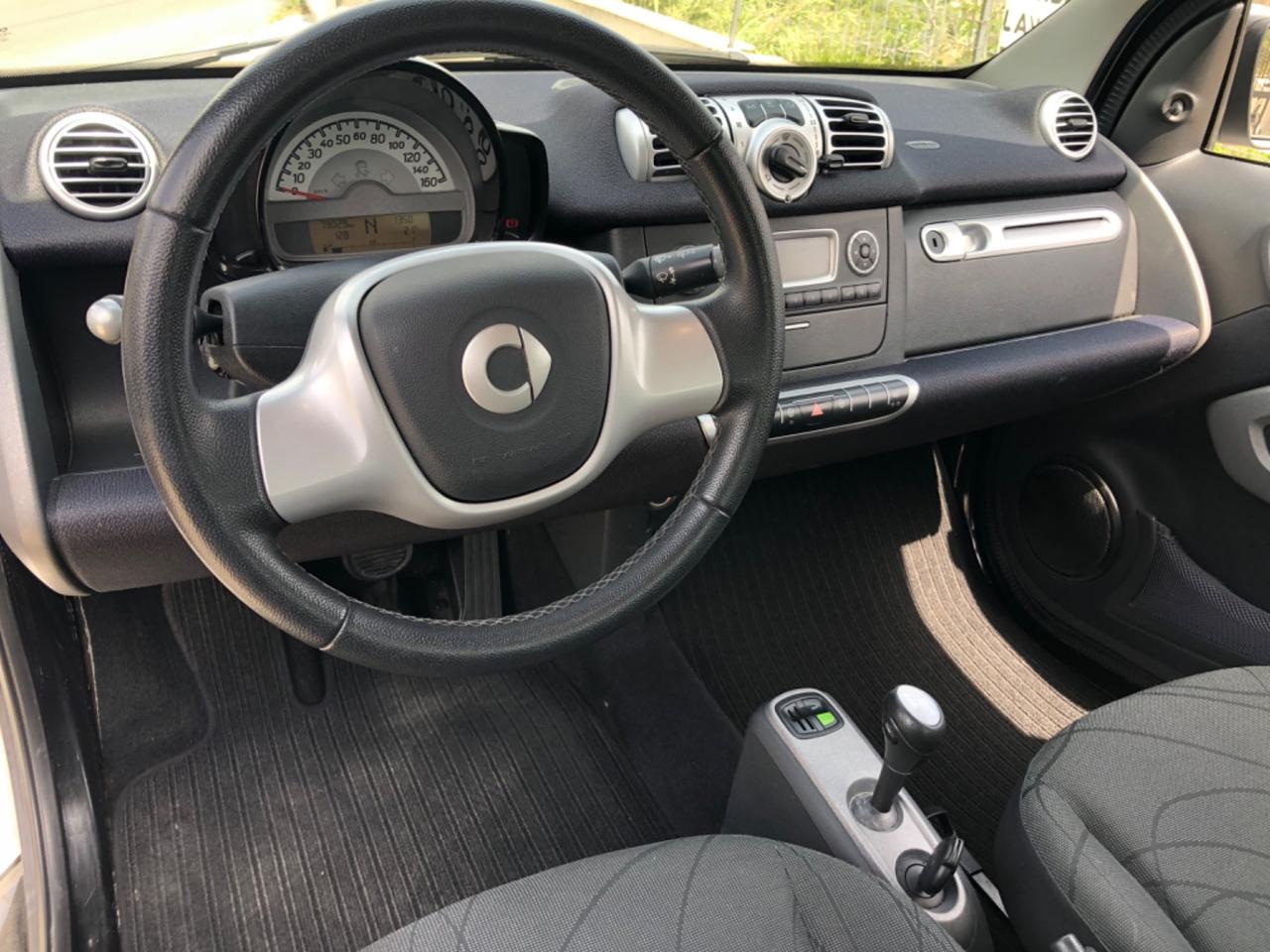 Smart ForTwo 1.0 mhd coupé 52kw - SERVOSTERZO