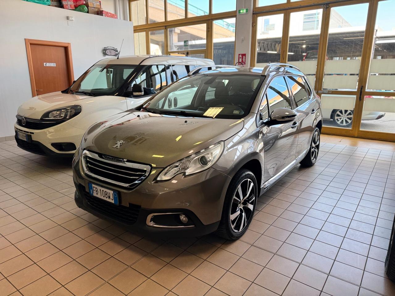 Peugeot 2008 1.6HDi 100 Allure-FINANZIABILE