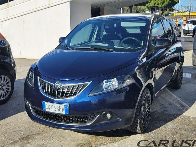 Lancia Ypsilon Ypsilon 1.0 FireFly 5 porte S&S Hybrid Ecochic Silver