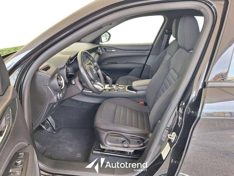 Alfa Romeo Stelvio 2.2 Turbo Diesel 160 CV Automatica AT8 Super Business RWD
