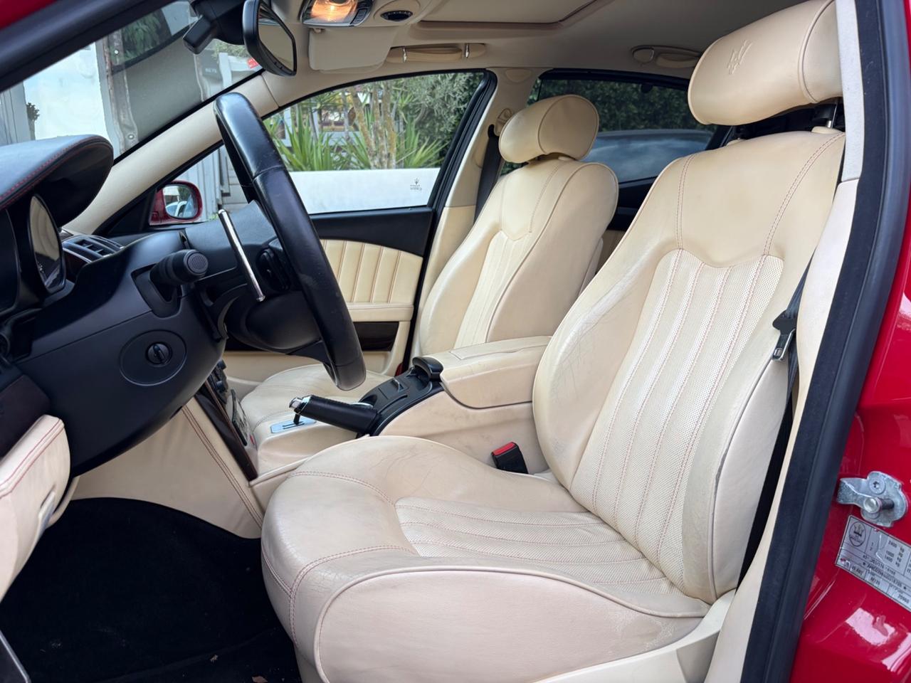 Maserati Quattroporte 4.2 V8