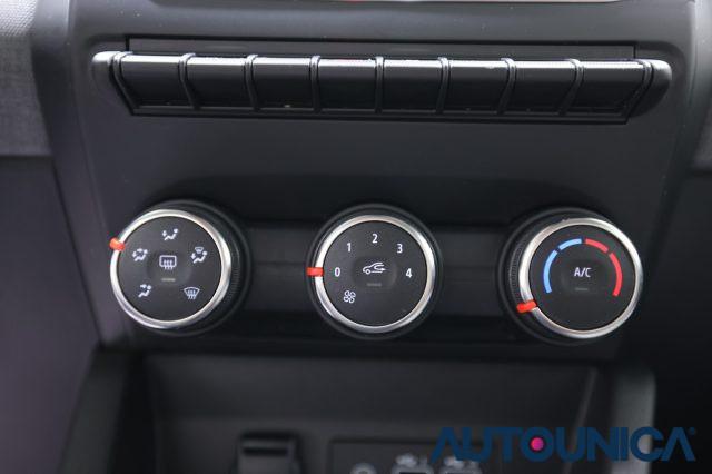 RENAULT Clio SCE 65 CV 5 PORTE EVOLUTION FARI LED NEOPATENTATI