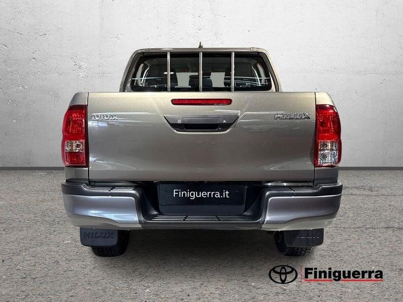 Toyota Hilux 2.4 D-4D 4WD 4 porte Double Cab Comfort