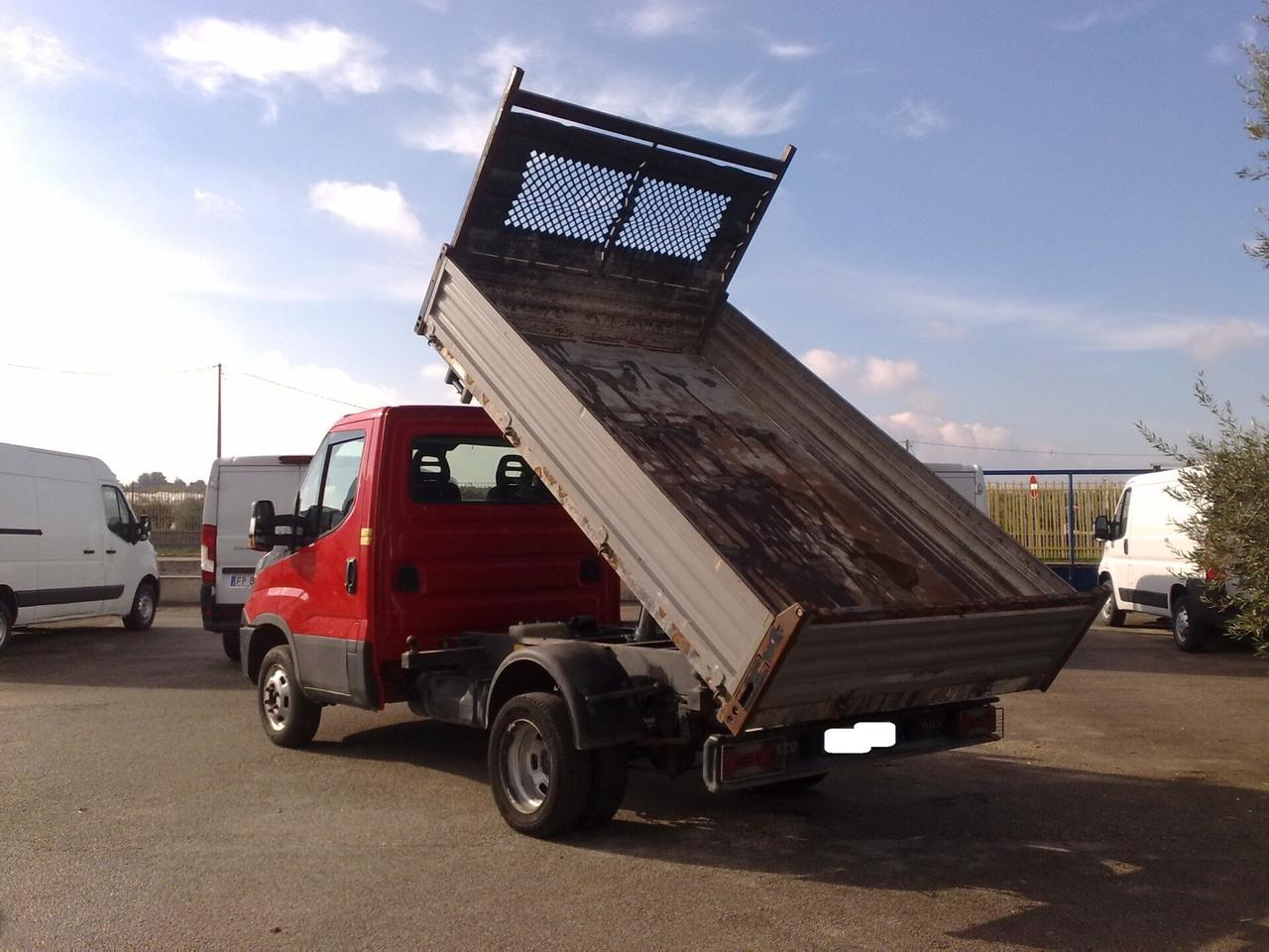 Iveco Daily 35c12 RIBALTABILE TRILATERALE - 2017