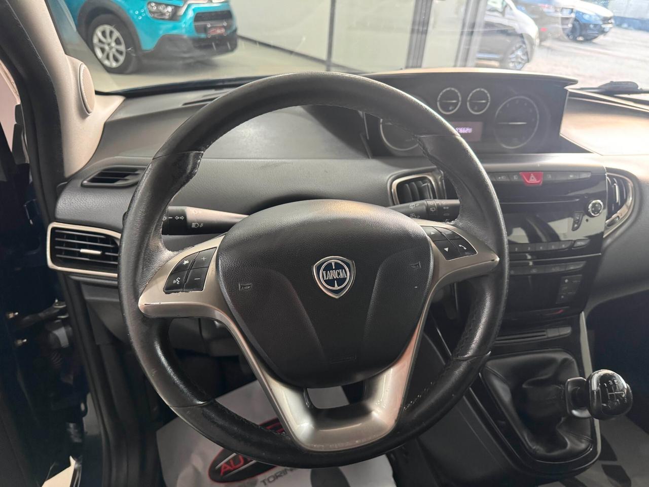 Lancia Ypsilon 1.2 69 CV 5 porte Elle