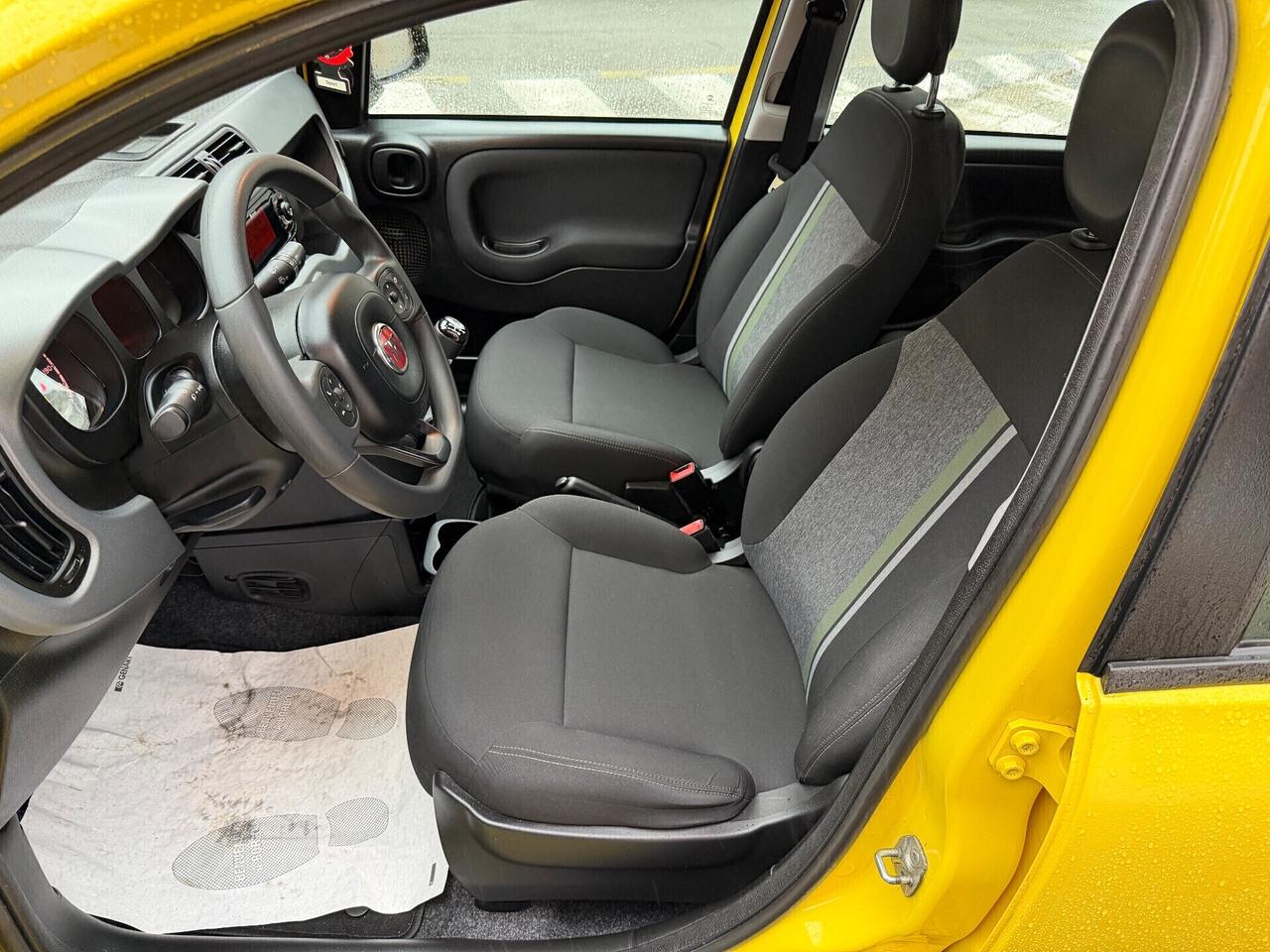 FIAT PANDA 1.0 Hybrid City Cross NEOPATENTATI