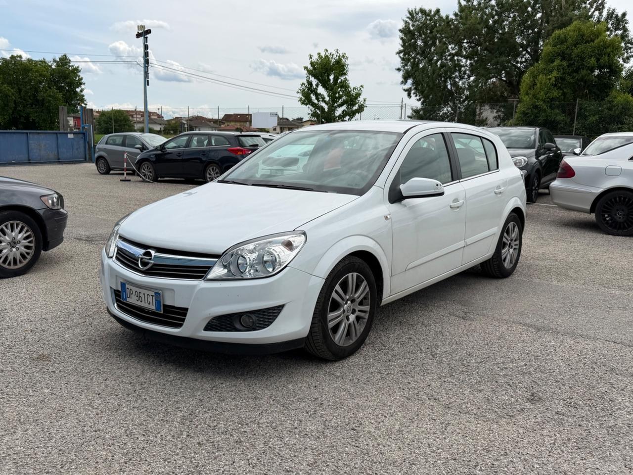 Opel Astra 1.3 CDTI ecoFLEX 5 porte Club