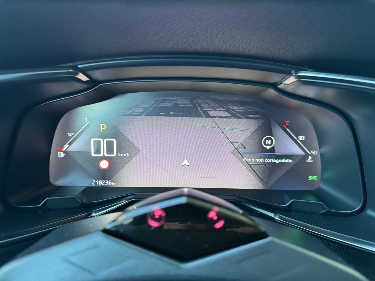 Ds 7 Crossback 1.5 RIVOLI EAT8 GARANZIA 24 MESI