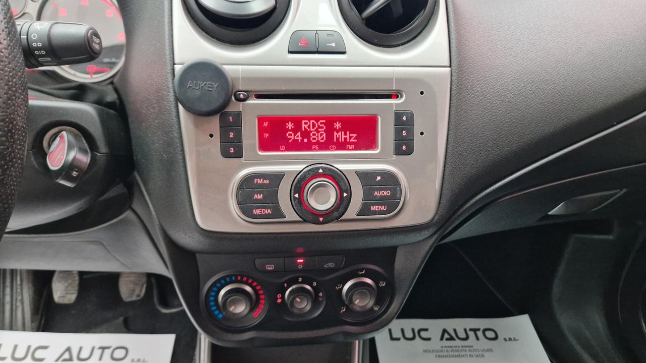 Alfa Romeo MiTo 1.3 JTDm-2 95 CV S&S Distinctive Premium Pack