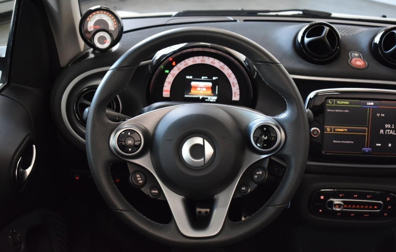 Smart ForTwo EQ cabrio Suitegrey (4,6kW)