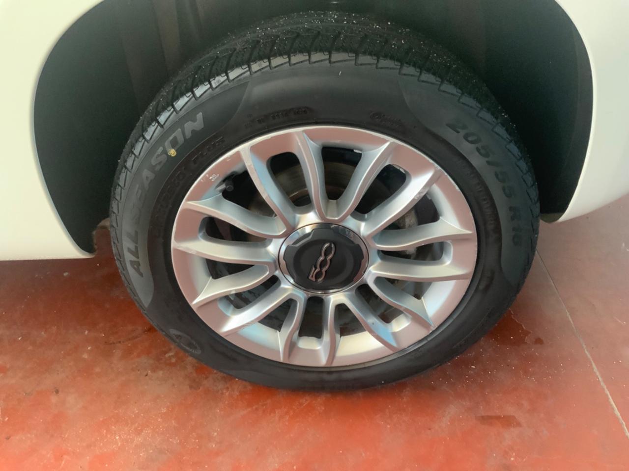 Fiat 500L 0.9 TwinAir Turbo Natural Power Lounge