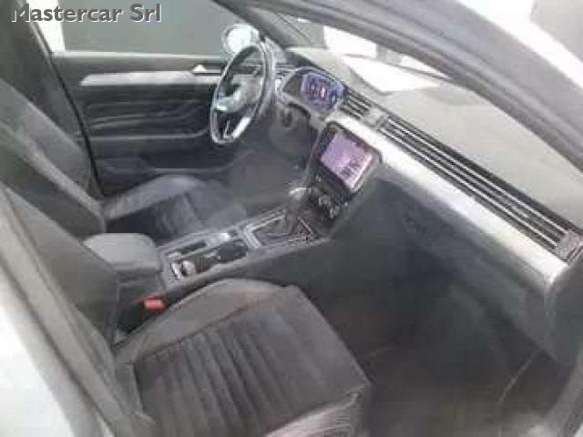 VOLKSWAGEN Passat Berlina 2.0 tdi SCR Executive 190cv dsg - GC157KR