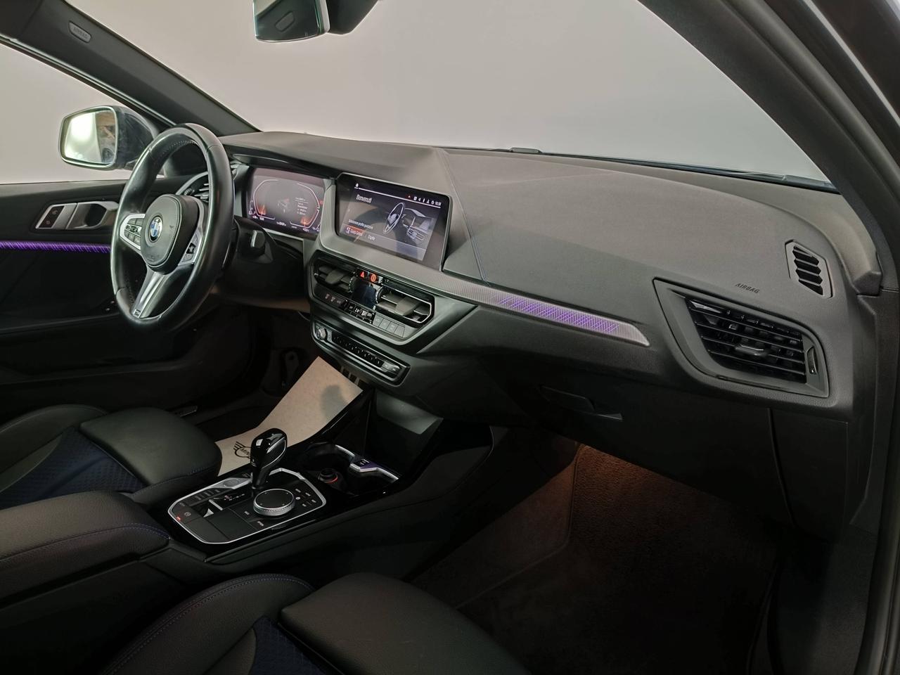 BMW Serie 1 F40 - 118d Msport auto