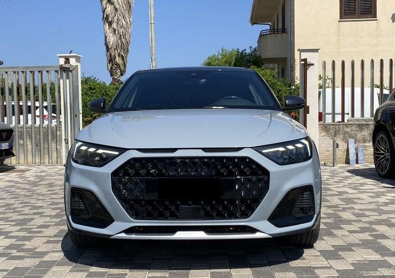 Audi A1 citycarver Edition One 1.0 TFSI 110CV S-Tronic 30