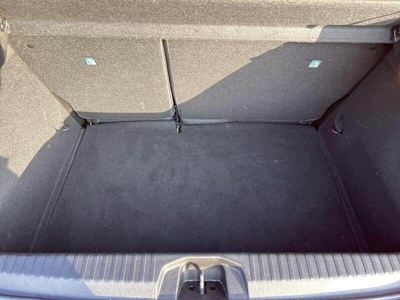 Renault Clio V 2019 1.0 tce Intens Gpl 100cv my21