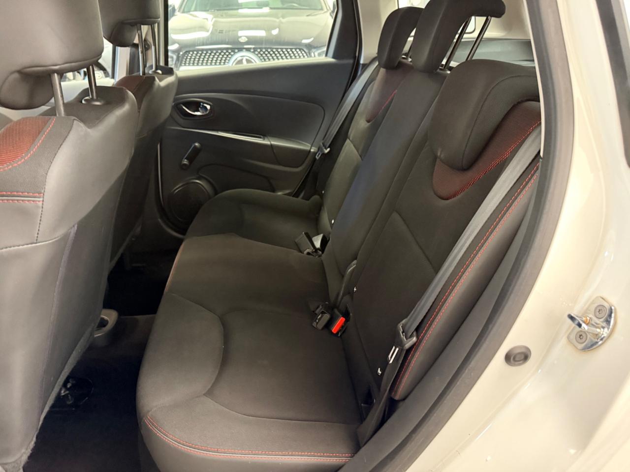 Renault Clio Sporter 1.2 75CV