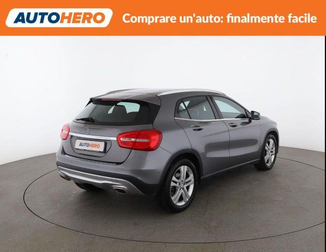 MERCEDES-BENZ GLA 200 d Automatic Sport