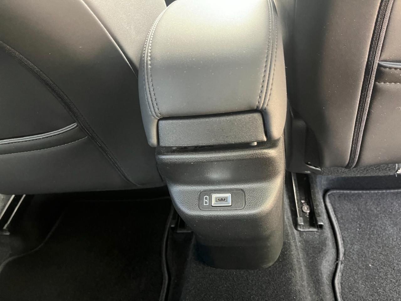 JEEP AVENGER 1.2 100CV ALTITUDE - UNICO PROPRIETARIO - NESSUN VINCOLO FINANZIARIO - IVA ESPOSTA AL 100% INCLUSA NEL PREZZO
