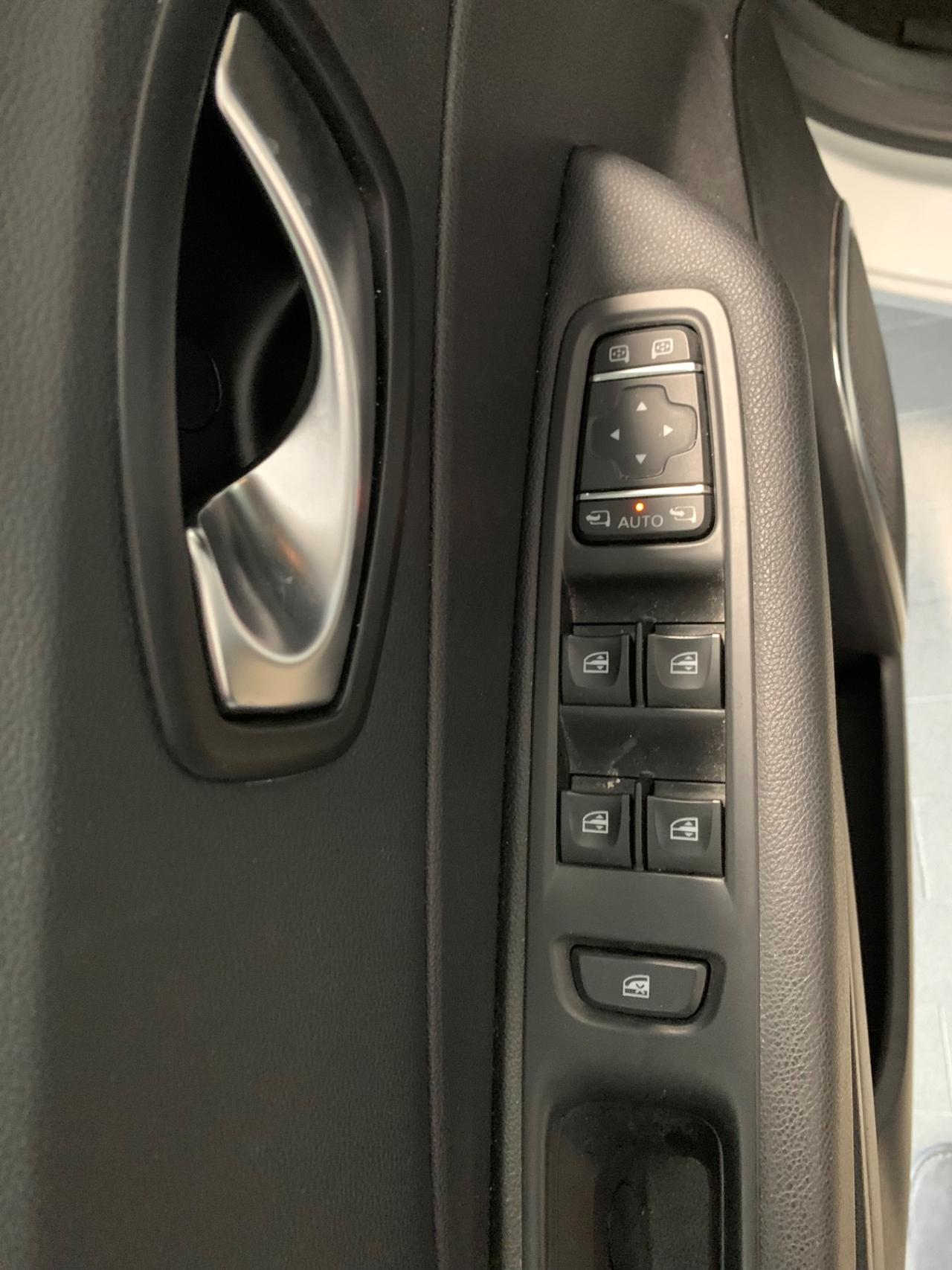 Renault Captur TCe 90 CV