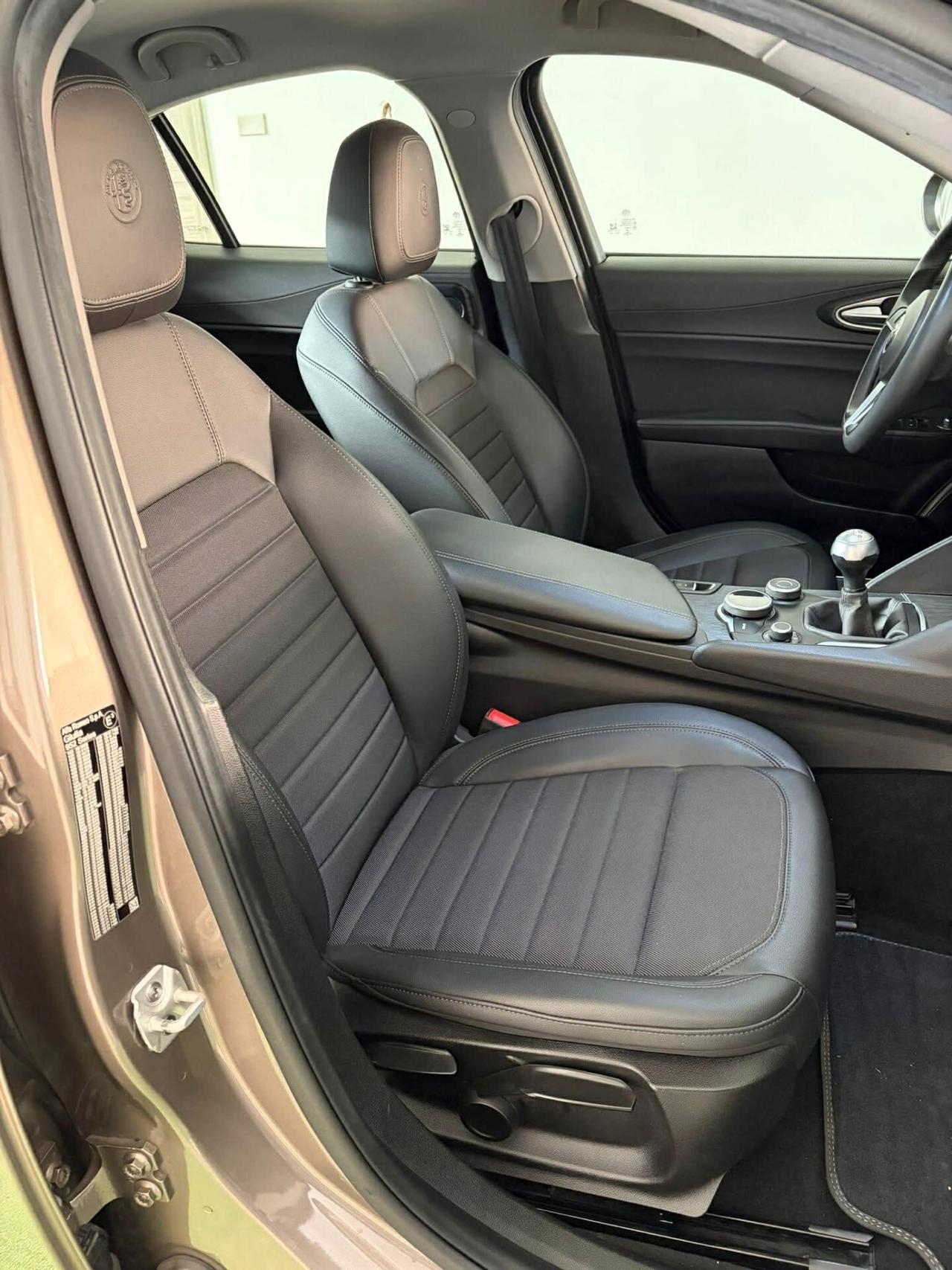 Alfa Romeo Giulia 2.2 Turbodiesel 160 CV AT8 Super