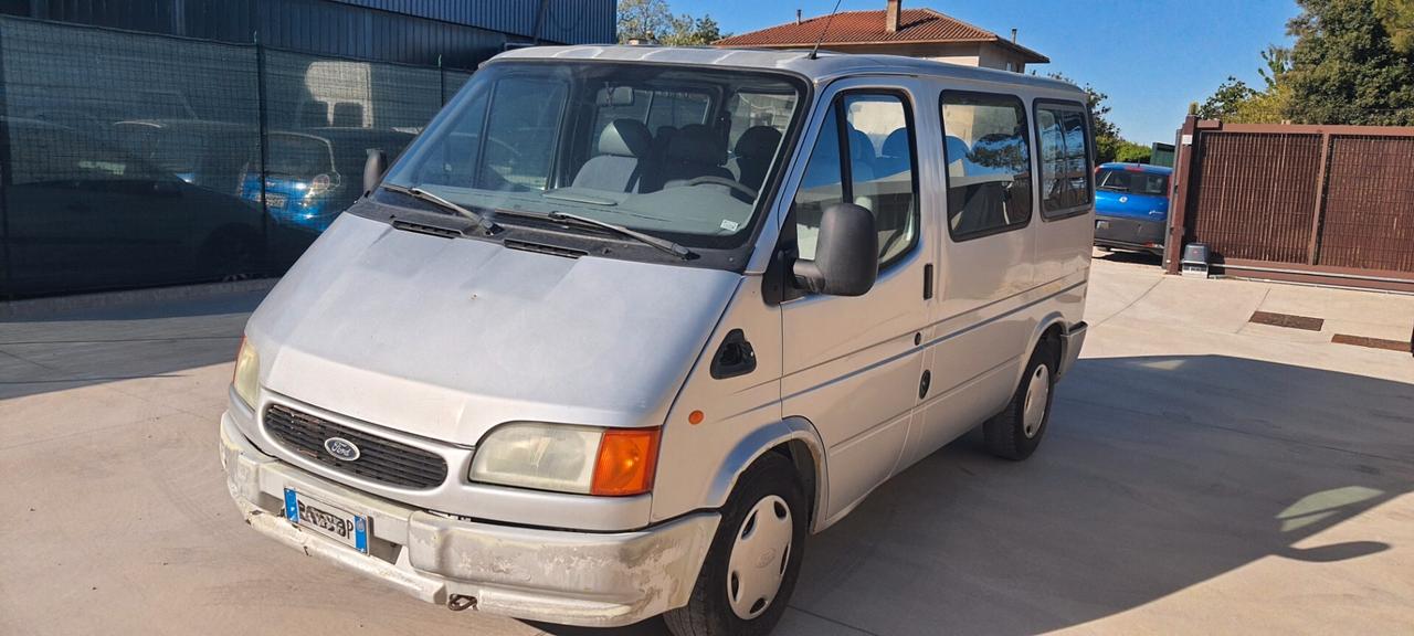 Ford Transit/Tourneo Tourneo 2.5 TD 85CV 9 POSTI OTTIME CONDIZIONI