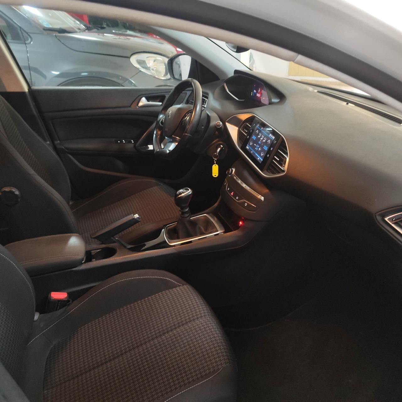 Peugeot 308 BlueHDi 100 S&S SW ACTIVE( 12 mesi di garanzia)