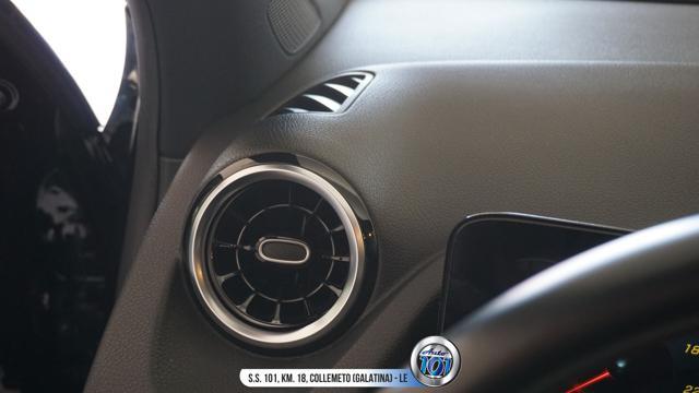 MERCEDES-BENZ GLA 200 d Automatic Premium